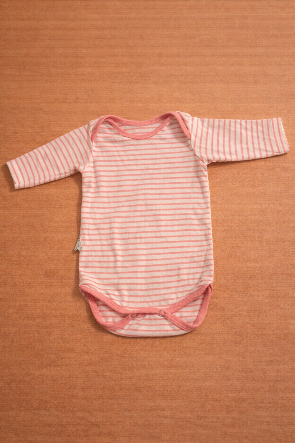 👶 Body rosa gestreift