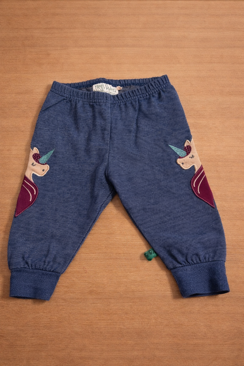 Baby Leggins mit Einhorn – süß & bequem