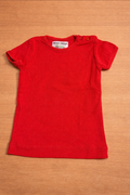 👕 Rotes Shirt